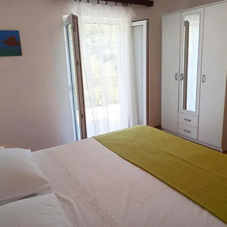 Sonija Apartment Gdinj