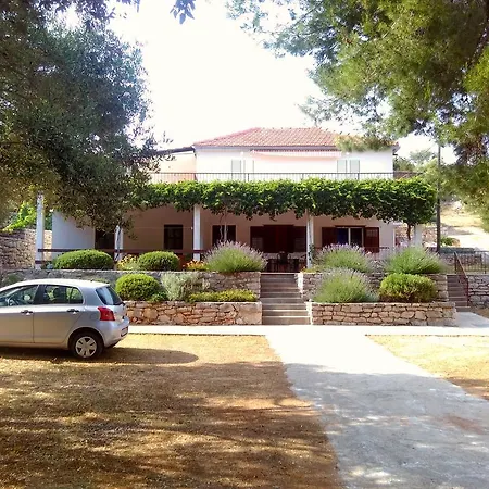 Sonija Apartment *